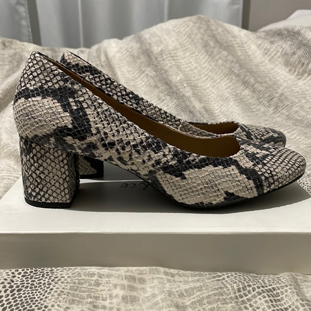 Womens aerosols heels